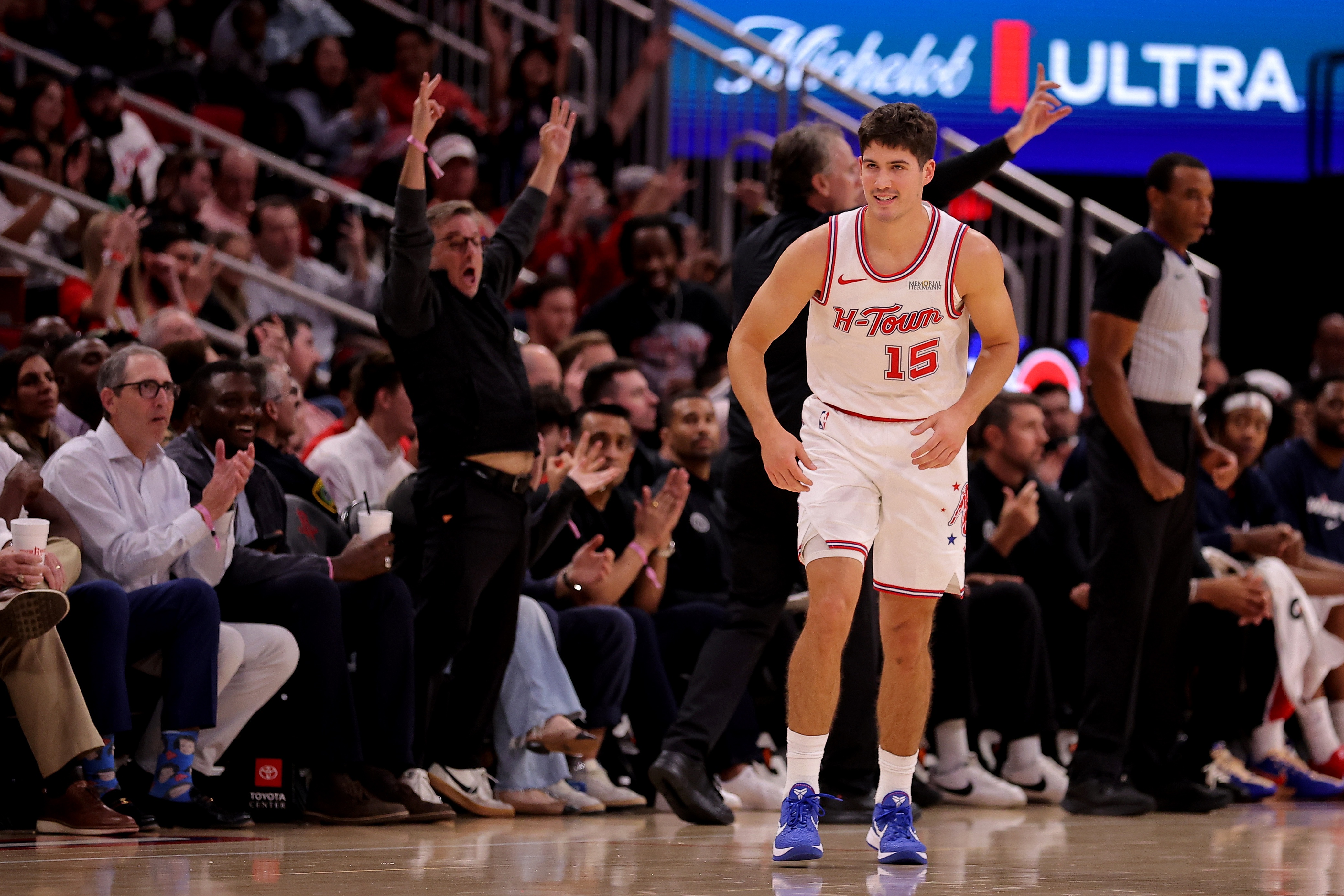 九游体育-谢泼德加入!火箭队史仅6人单场15+7+10+5断 哈登8次&amp;大梦皮蓬在列